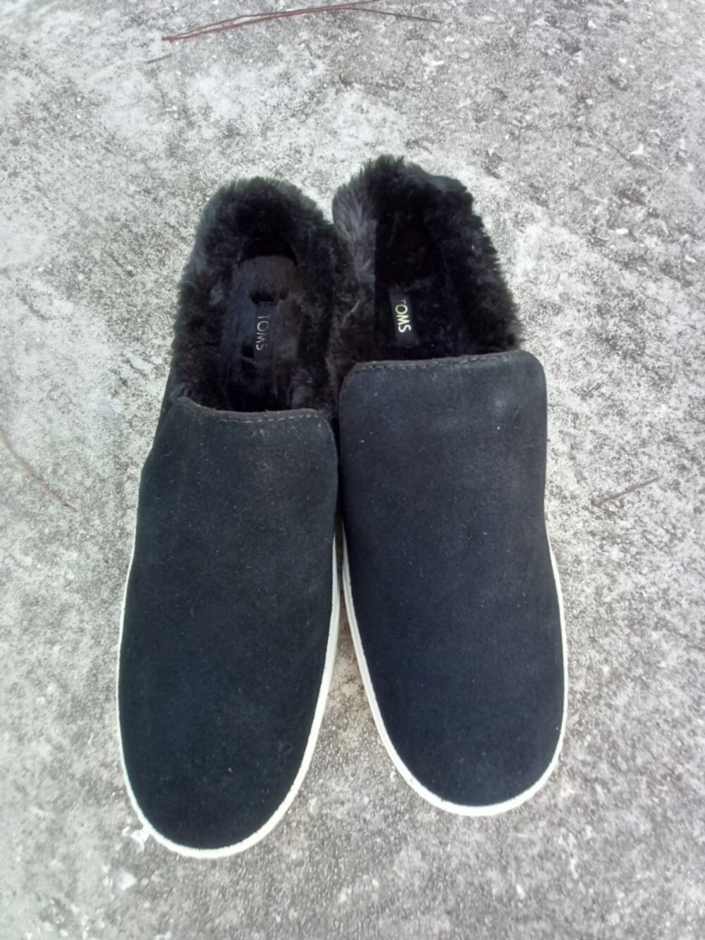 Toms Womens Sunrise Black Suede/ Faux Fur Size 9 NEW